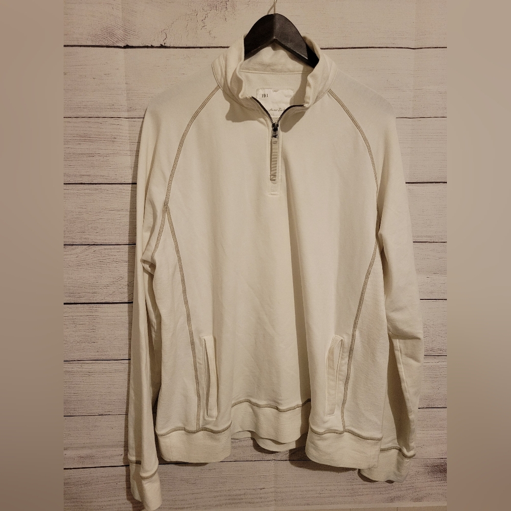 19.1 Arnold Zimberg White  Comfort Wear Pullover Size Large MSRP $160